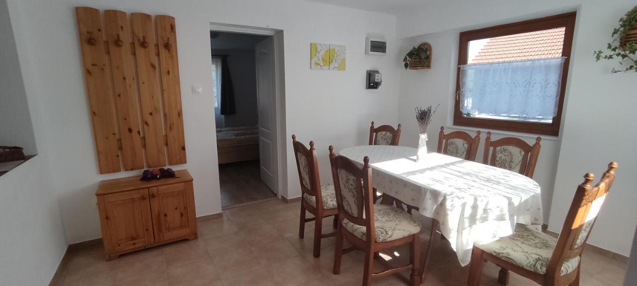 Andrea Vendeghaz Villa Egerszolat Екстериор снимка